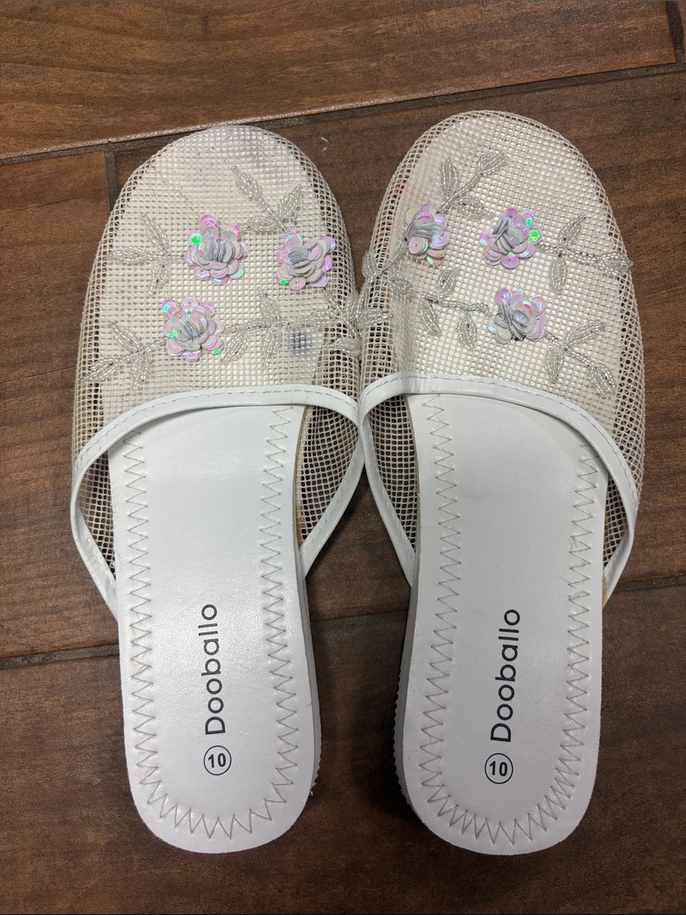 Dooballo Cream Floral Mesh Slide Mules